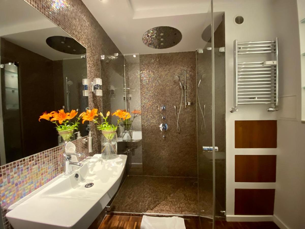 Aravel Suites Вроцлав Екстер'єр фото