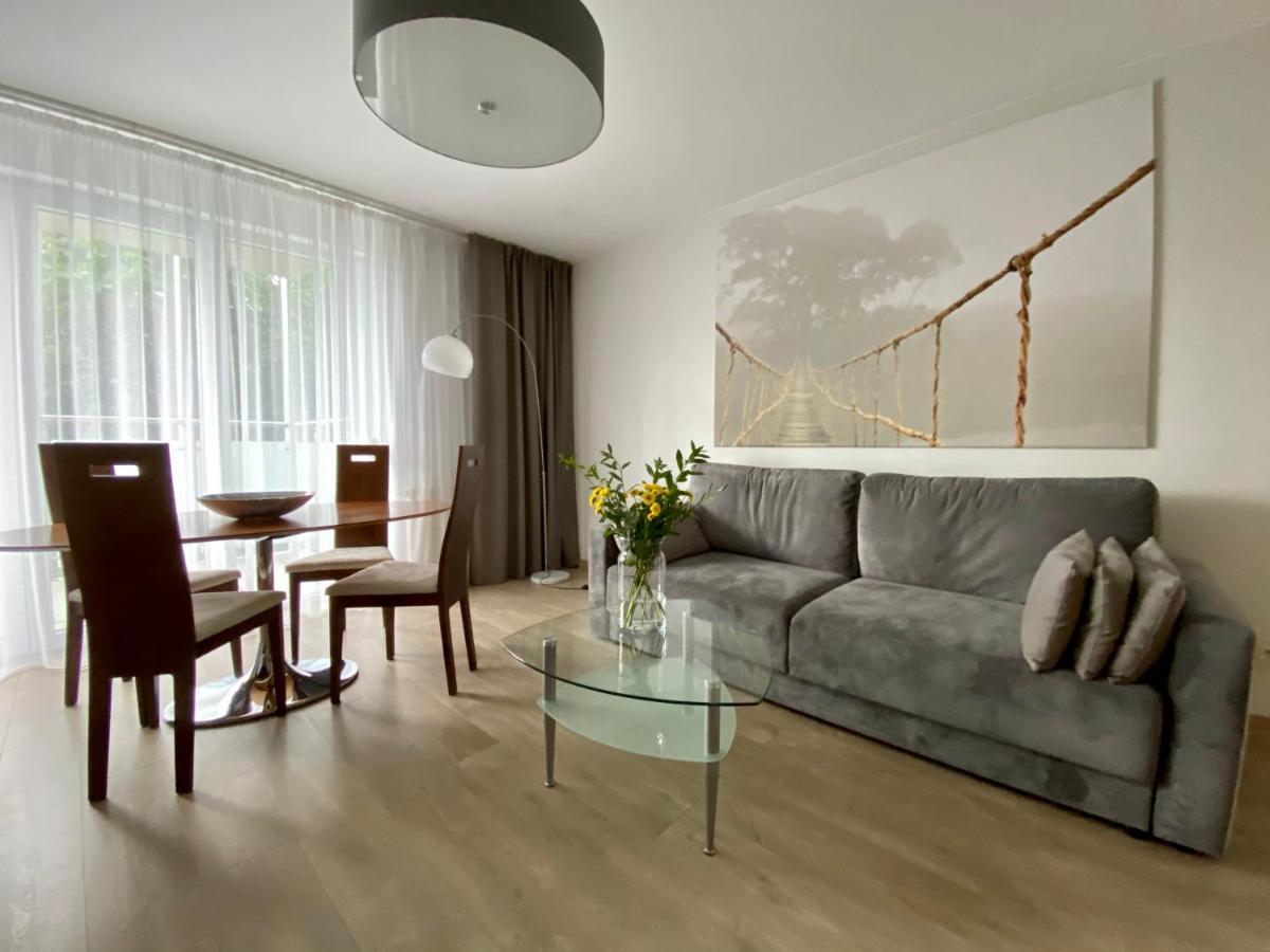 Aravel Suites Вроцлав Екстер'єр фото