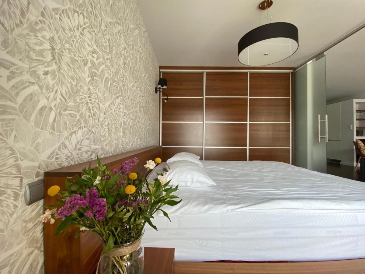 Aravel Suites Вроцлав Екстер'єр фото